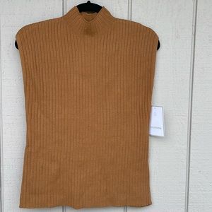 Calligraphie Sleeveless Top M